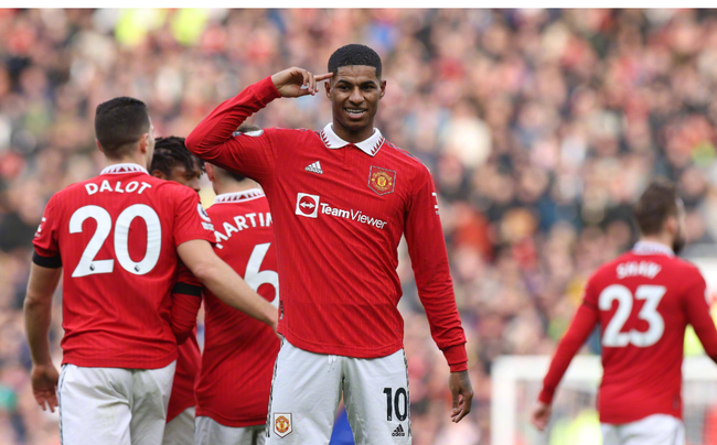 依然是裁判 依然是裁判