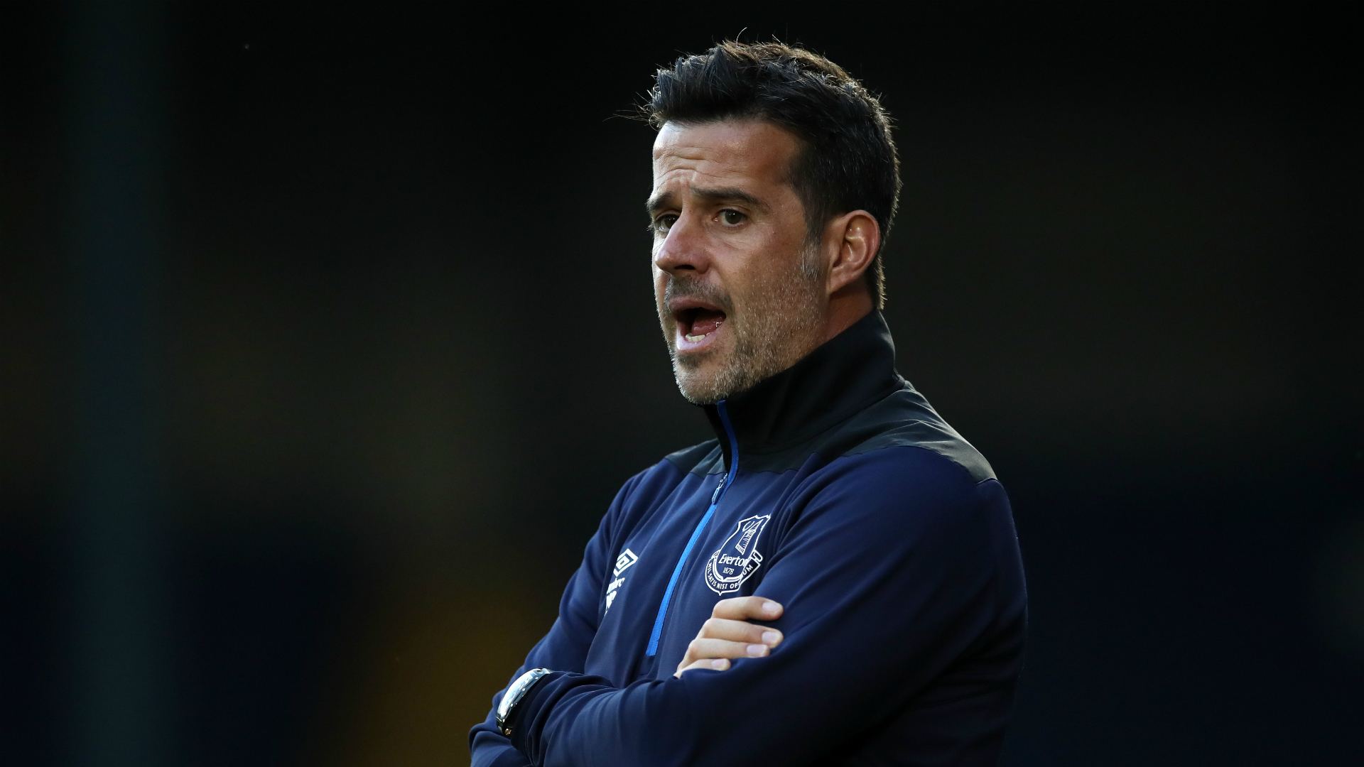 他的身体状 他的身体状